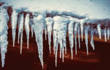 О необходимости  своевременной  очистки крыш от снега, льда и сосулек.